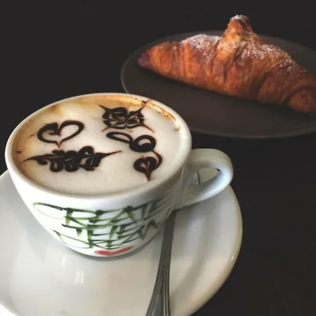 Δωμάτια σε οικογενειακή κατοικία Ippocastano